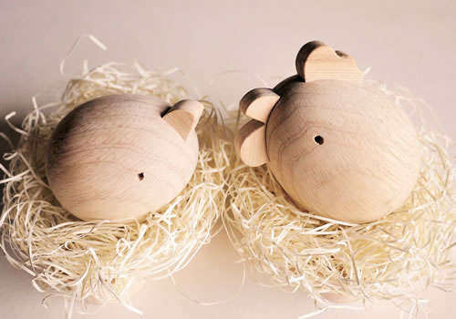 長門市誕生祝い品「にわとりの親子」 デザイン/制作